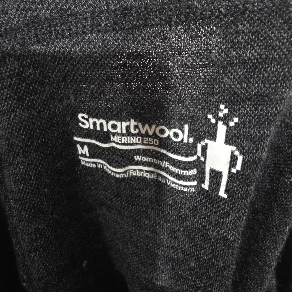 Smartwool Women's Dark Gray Patterned Base Layer … - image 6